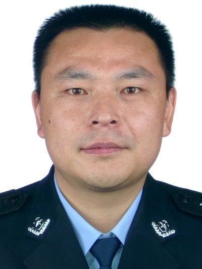 張玉生(林芝市公安局黨委委員、副局長) 張玉生(林芝市公安局黨委委員、副局長)
