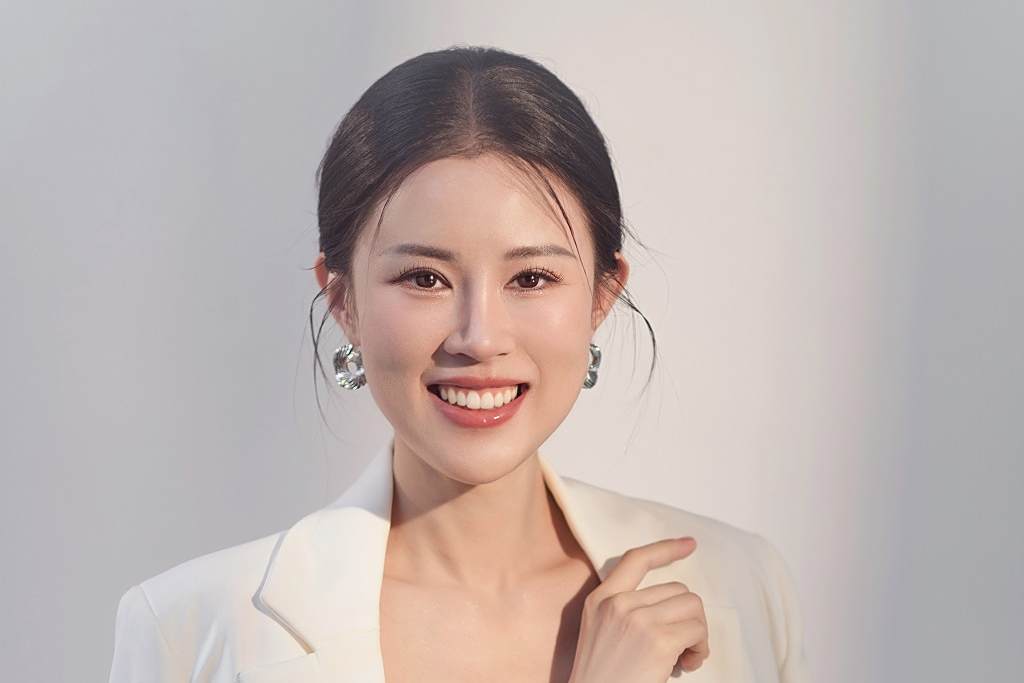 張一帆(保險服務顧問) 張一帆(保險服務顧問)