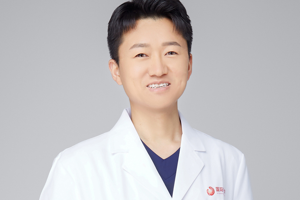 楊國輝(西安國際醫學中心醫院整形醫院醫生) 楊國輝(西安國際醫學中心醫院整形醫院醫生)