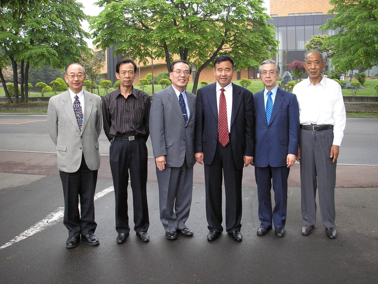 韓方希校長訪問日本札幌大學