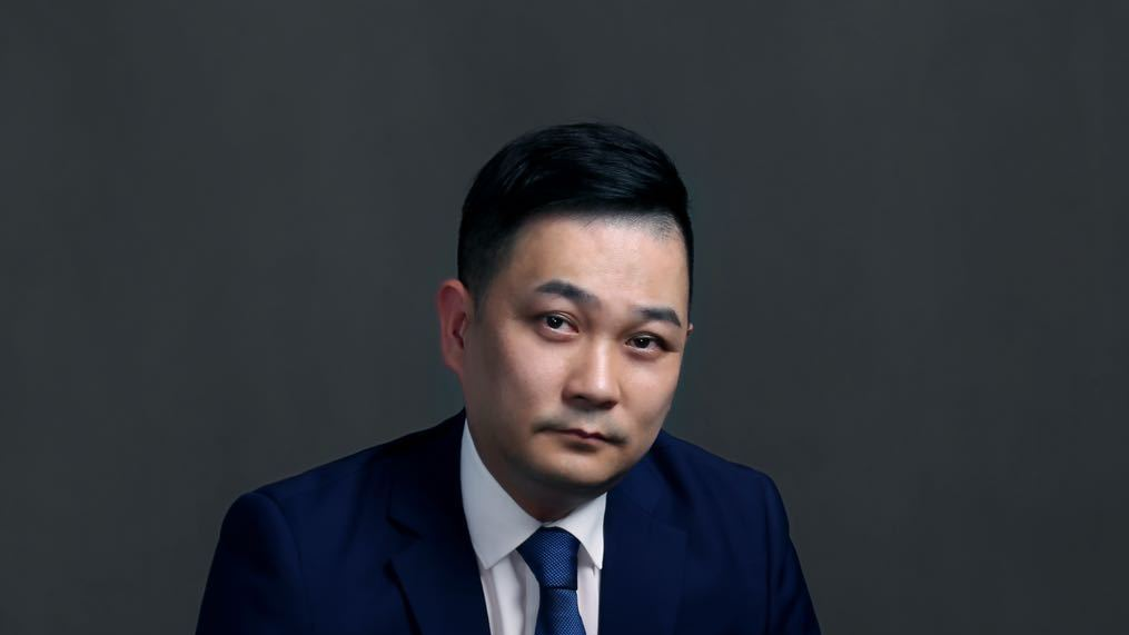 黃競(湖北競馳律師事務所律師)