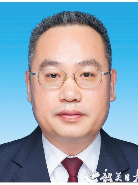 高波(廣東省人民檢察院副檢察長、檢察委員會委員、檢察員) 高波(廣東省人民檢察院副檢察長、檢察委員會委員、檢察員)
