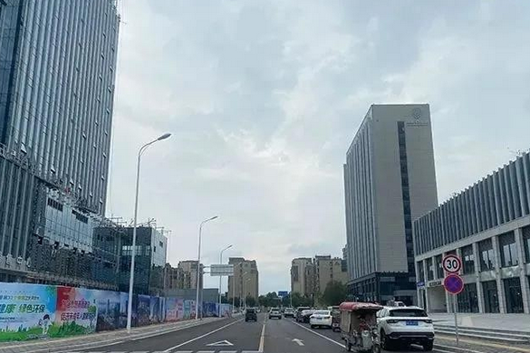 梅園西路 梅園西路