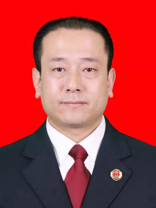 周皓(山西省忻州市保德縣人民檢察院黨組書記、檢察長,四級高級檢察官) 周皓(山西省忻州市保德縣人民檢察院黨組書記、檢察長,四級高級檢察官)