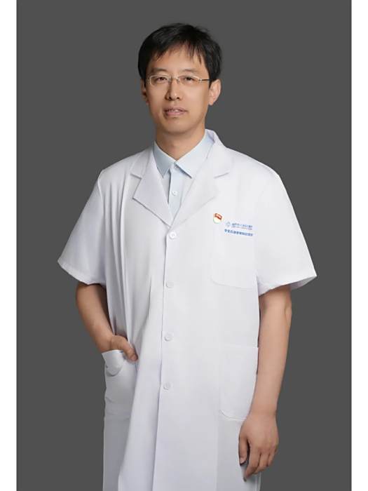 王海斌(華北石油管理局總醫院心內一主任) 王海斌(華北石油管理局總醫院心內一主任)