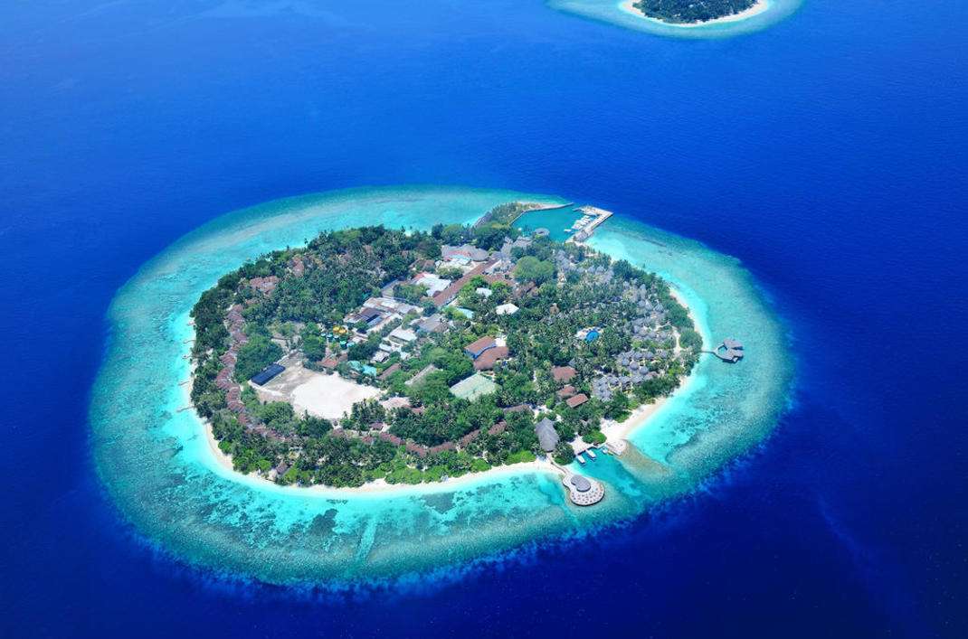 班度士島(Bandos Island)