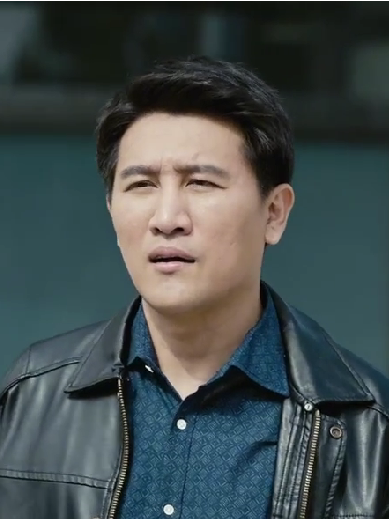 董明(法治案情劇《執行法官》中的角色) 董明(法治案情劇《執行法官》中的角色)