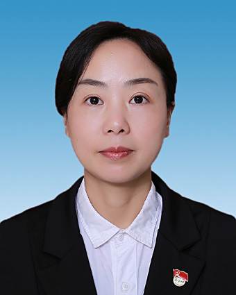 侯芳(四川省成都市郫都區行政審批局黨組成員、副局長) 侯芳(四川省成都市郫都區行政審批局黨組成員、副局長)