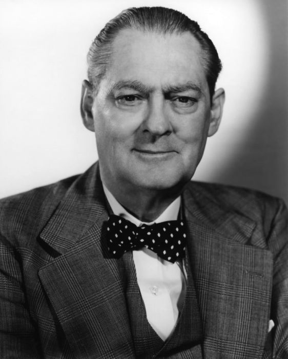 萊昂納爾·巴里摩爾(Lionel Barrymore) 萊昂納爾·巴里摩爾(Lionel Barrymore)