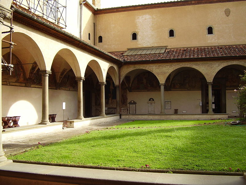 修道院內院
