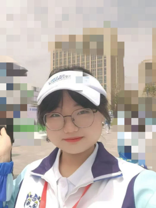 韓燁(重慶大學法學院畢業生) 韓燁(重慶大學法學院畢業生)