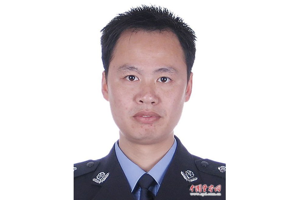 郭永勝(湖北省宜昌市公安局第七支隊教導員) 郭永勝(湖北省宜昌市公安局第七支隊教導員)