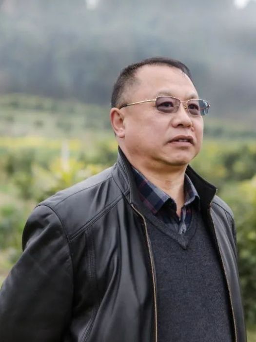 賀貴成 賀貴成