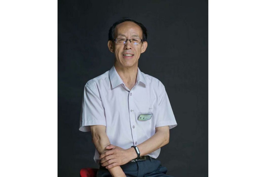 韓強(新疆大學新聞與傳播學院教授) 韓強(新疆大學新聞與傳播學院教授)