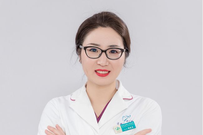徐曉曼(口腔科醫生) 徐曉曼(口腔科醫生)
