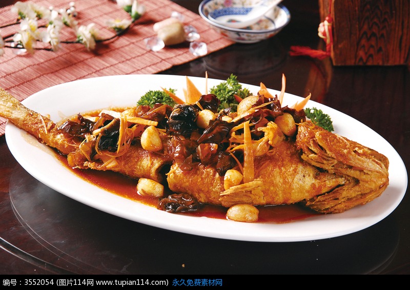 北方年夜菜菜黃花魚燒豆腐