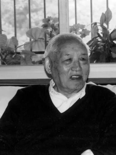 左維(湘潭大學原校長) 左維(湘潭大學原校長)