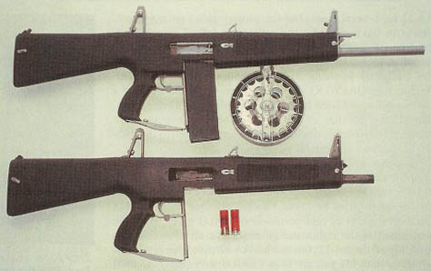 AA-12的18英寸槍管型和CQB型