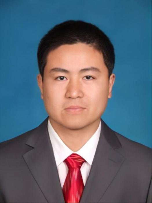 張文明(東南大學土木工程學院院長助理、橋隧與地下工程系黨支部書記) 張文明(東南大學土木工程學院院長助理、橋隧與地下工程系黨支部書記)