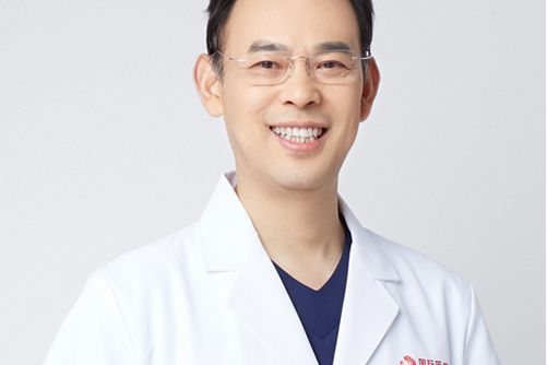 王愛武(西安醫學院第二附屬醫院執業醫師) 王愛武(西安醫學院第二附屬醫院執業醫師)