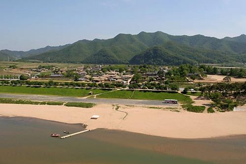 白面河村 白面河村