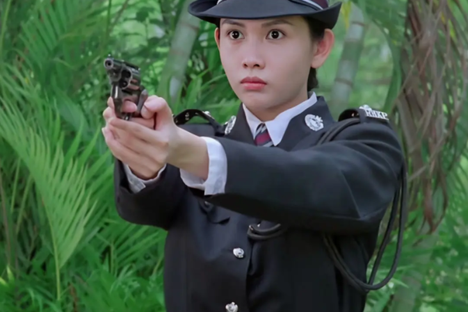 關德卿 關德卿