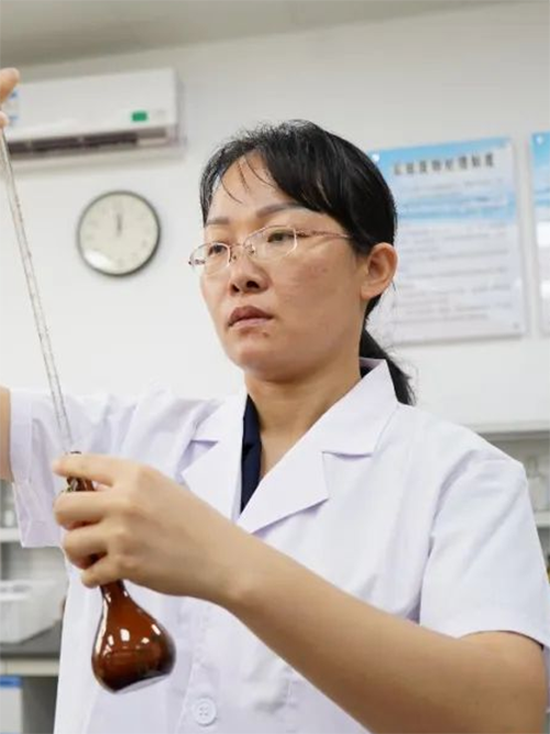 何祥英(中共二十大代表,廣西壯族自治區防城港市海洋環境監測預報中心主任) 何祥英(中共二十大代表,廣西壯族自治區防城港市海洋環境監測預報中心主任)