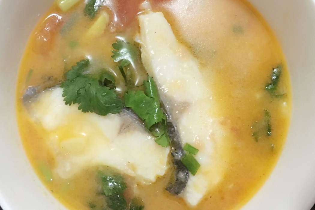 三素魚片湯 三素魚片湯