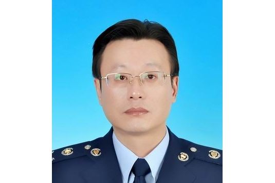 陳軍華(國家稅務總局台州市路橋區稅務局黨委書記、局長) 陳軍華(國家稅務總局台州市路橋區稅務局黨委書記、局長)
