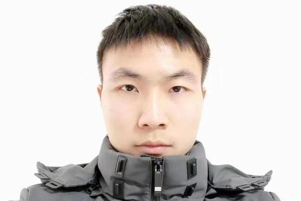 劉志成(畢業後補繳高中母校一萬元“借款”的湖南小伙) 劉志成(畢業後補繳高中母校一萬元“借款”的湖南小伙)