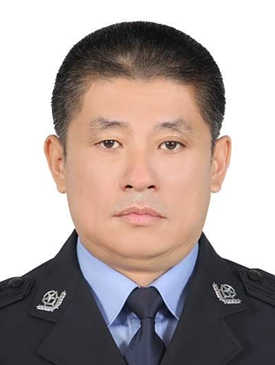 李向輝(海南省東方市公安局領導班子成員) 李向輝(海南省東方市公安局領導班子成員)