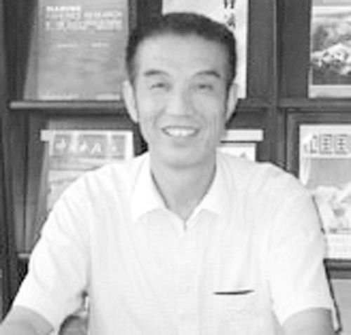 李靖宇(遼寧師範大學區域經濟研究所所長、碩導) 李靖宇(遼寧師範大學區域經濟研究所所長、碩導)