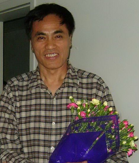 張小元(四川大學新聞系系主任) 張小元(四川大學新聞系系主任)
