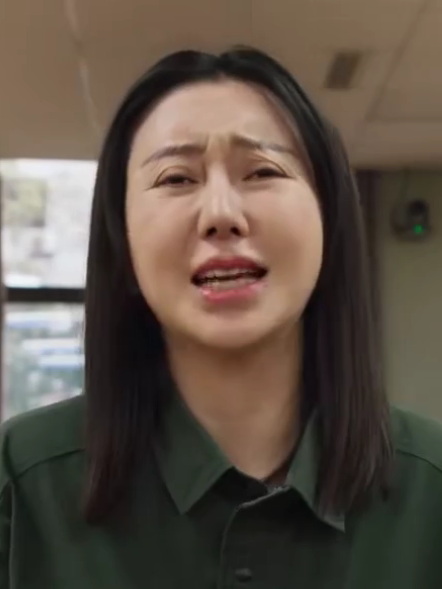 嚴思潔