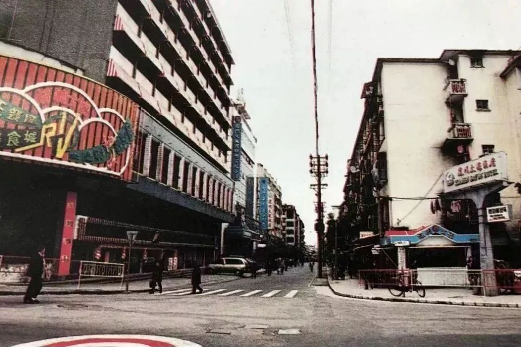 霞溪路