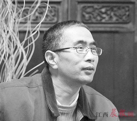 肖飛(江西科技師範大學美術學院教授) 肖飛(江西科技師範大學美術學院教授)