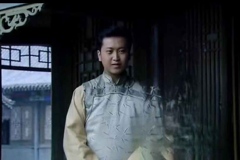 包興安 包興安