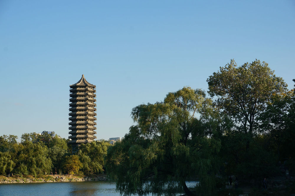 博雅塔(北京大學著名景點)