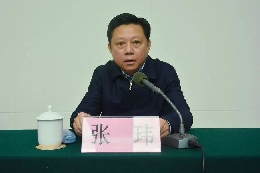 張瑋(蘇州市姑蘇區紀委書記、監委主任,區委巡察工作領導小組副組長) 張瑋(蘇州市姑蘇區紀委書記、監委主任,區委巡察工作領導小組副組長)