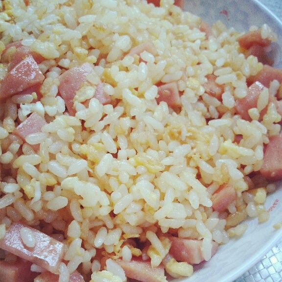懶人版蛋炒飯 懶人版蛋炒飯