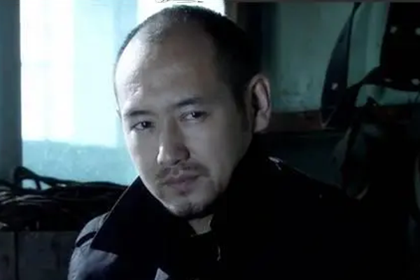 馬子龍(懸疑劇《勢不兩立》中的角色) 馬子龍(懸疑劇《勢不兩立》中的角色)