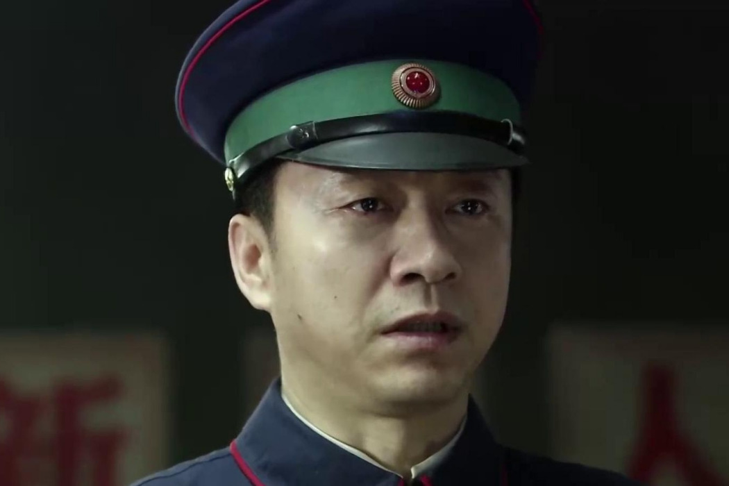 袁農(電視劇《風箏》中的人物) 袁農(電視劇《風箏》中的人物)
