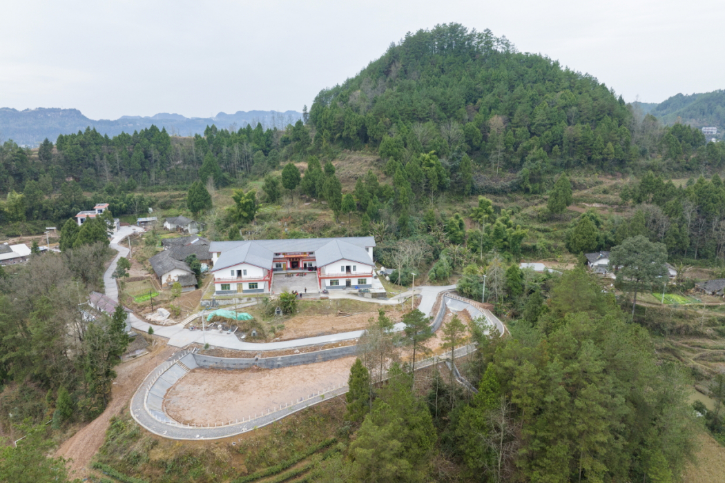 鐵爐村(四川省巴中市南江縣和平鎮下轄村) 鐵爐村(四川省巴中市南江縣和平鎮下轄村)