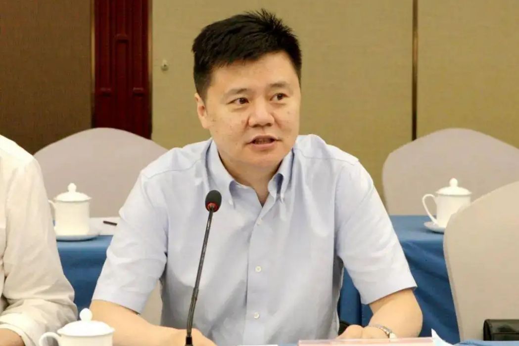 姜維(中國鋼鐵工業協會黨委副書記、副會長、秘書長) 姜維(中國鋼鐵工業協會黨委副書記、副會長、秘書長)