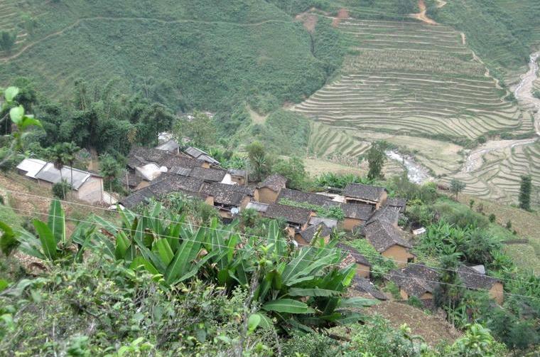 田心自然村(雲南省丘北縣官寨鄉田心自然村) 田心自然村(雲南省丘北縣官寨鄉田心自然村)