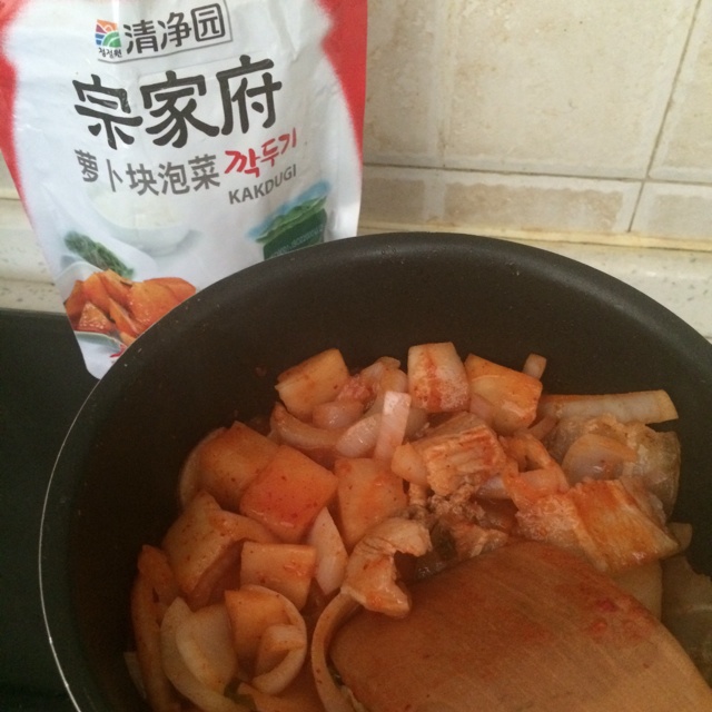 蘿蔔泡菜湯