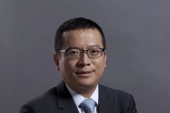 黃凌(中信建投證券執行委員會委員、中信建投基金董事長) 黃凌(中信建投證券執行委員會委員、中信建投基金董事長)