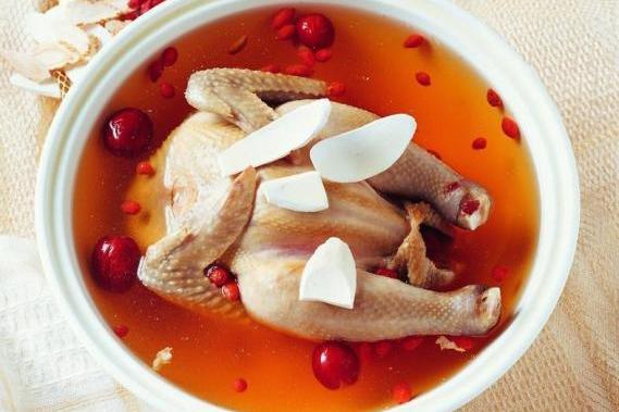 桃仁雞湯 桃仁雞湯