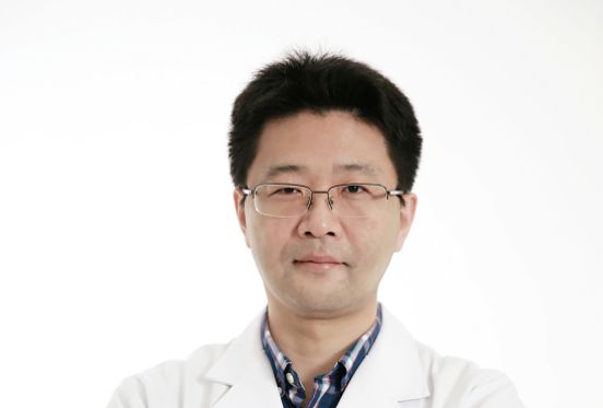 齊立強(中國醫學科學院腫瘤醫院乳腺外科副主任醫師) 齊立強(中國醫學科學院腫瘤醫院乳腺外科副主任醫師)