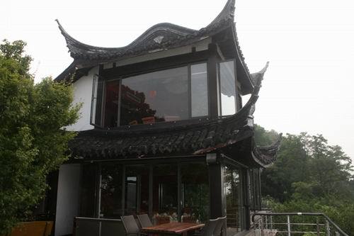 梅林春曉 梅林春曉